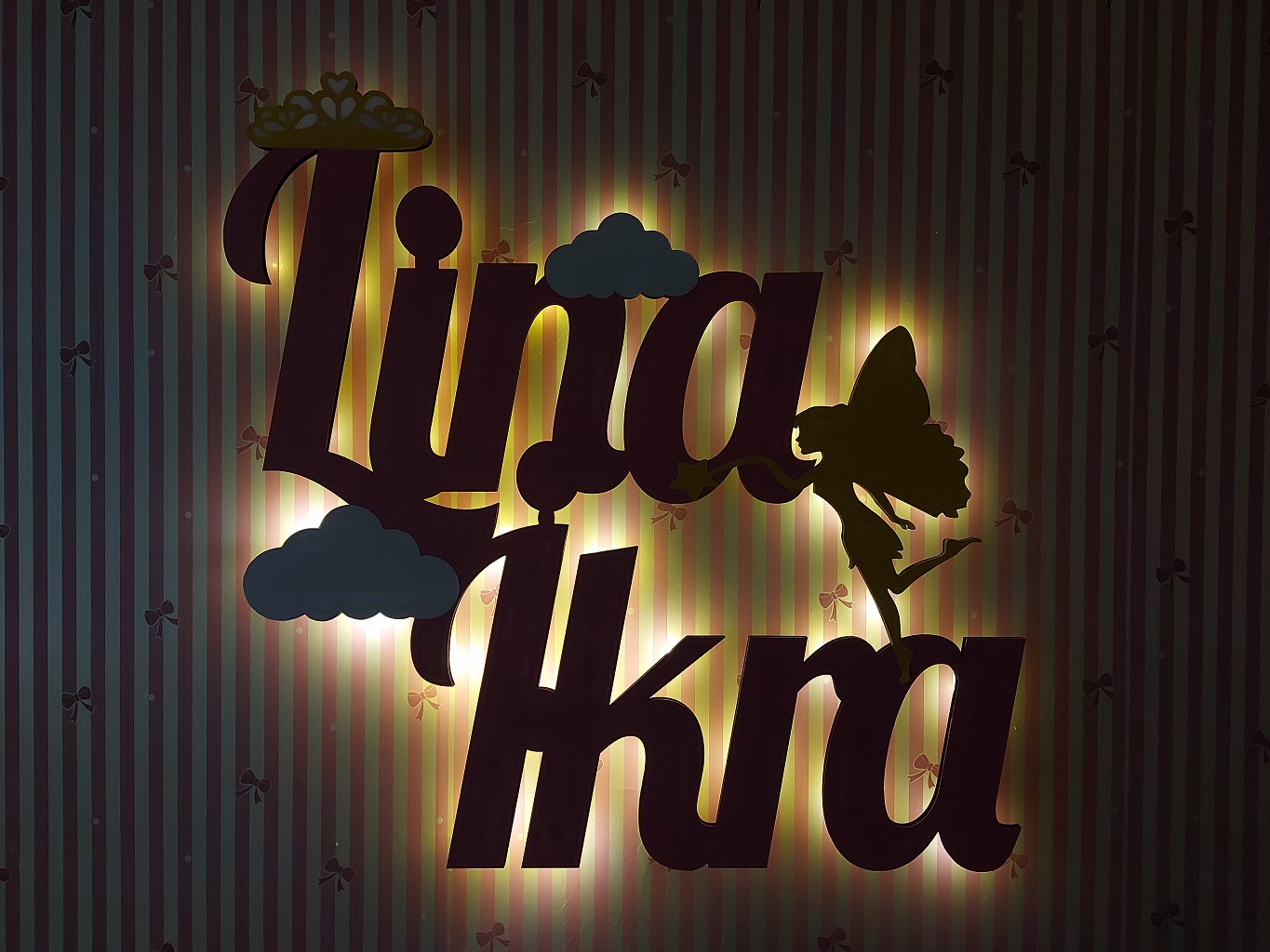 Ahşap Işıklı İsimlik 45x45cm