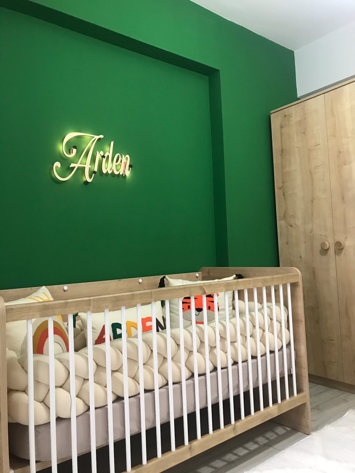 Ahşap Işıklı İsimlik 35x22cm